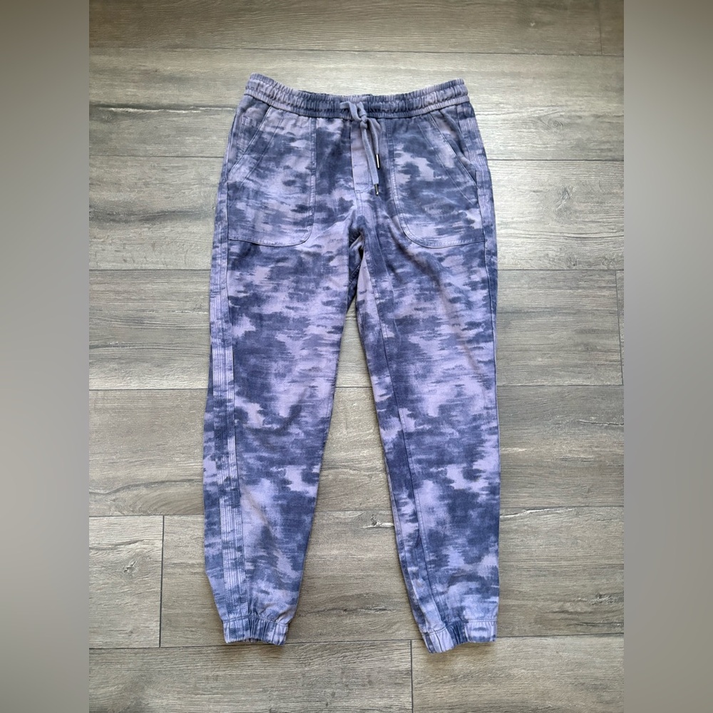 Athleta Womens Farallon Printed Drawstring Jogger Pants Blue Tie Dye Size 8
